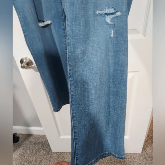 NWT Levi 725 High-Rise Slim Straight Medium Wash Denim Jeans in Size 22W - Picture 6 of 13